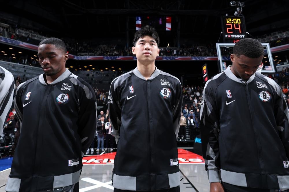 成为现代足 成为现代足